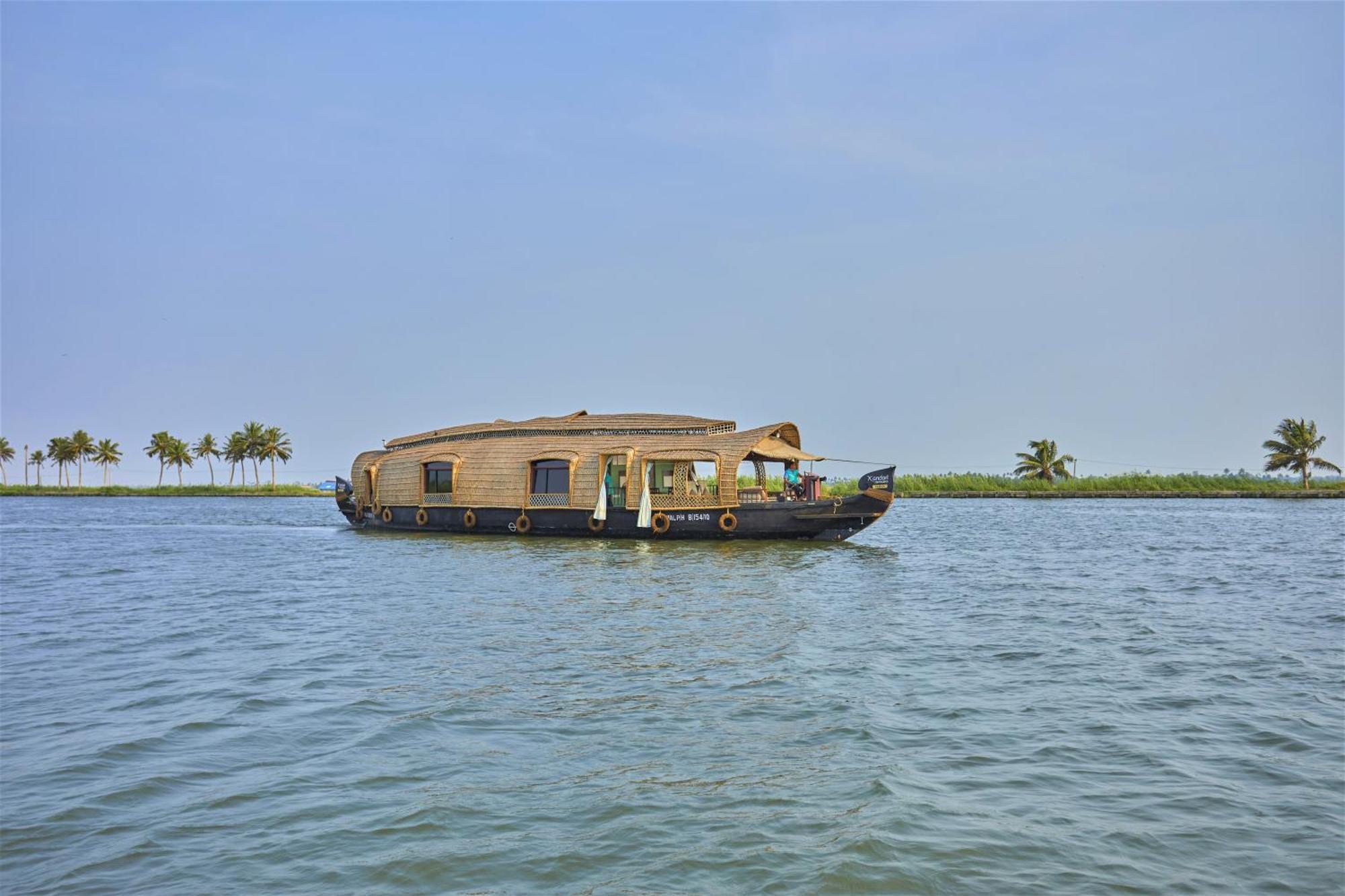 Xandari Riverscapes Alappuzha Экстерьер фото