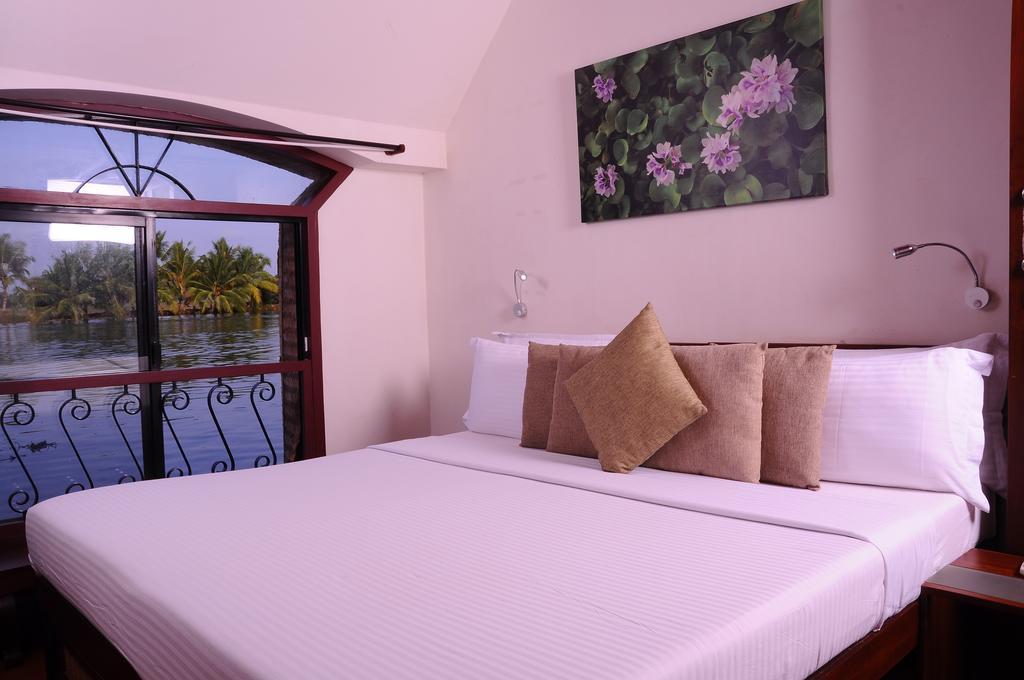 Xandari Riverscapes Alappuzha Номер фото