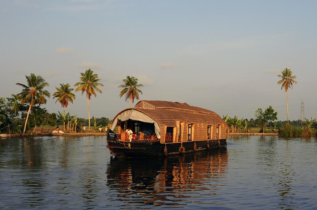 Xandari Riverscapes Alappuzha Экстерьер фото