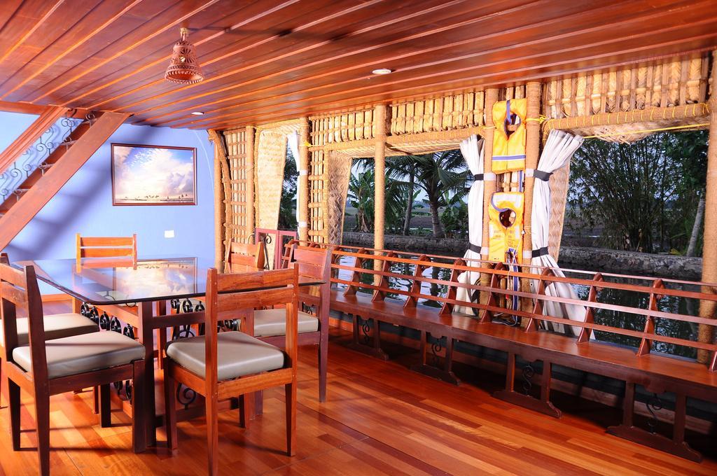 Xandari Riverscapes Alappuzha Экстерьер фото