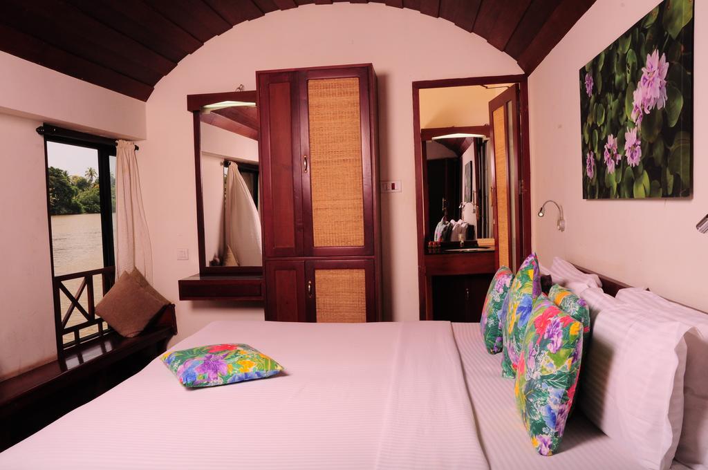 Xandari Riverscapes Alappuzha Экстерьер фото