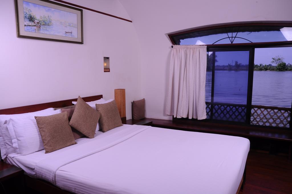 Xandari Riverscapes Alappuzha Экстерьер фото