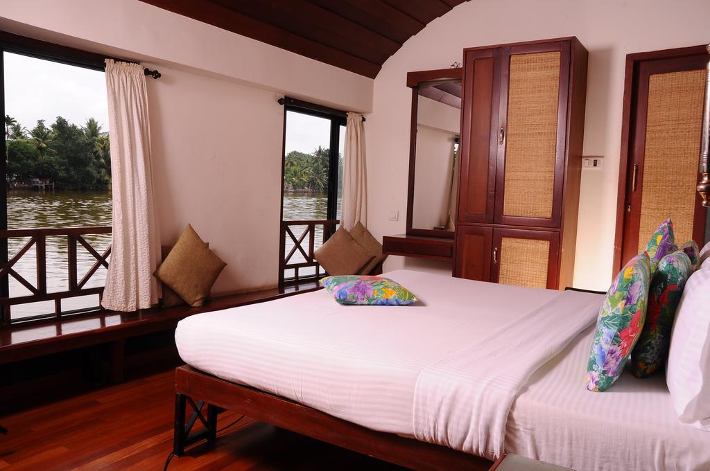 Xandari Riverscapes Alappuzha Экстерьер фото