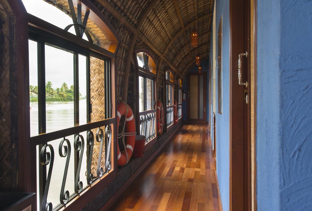 Xandari Riverscapes Alappuzha Экстерьер фото