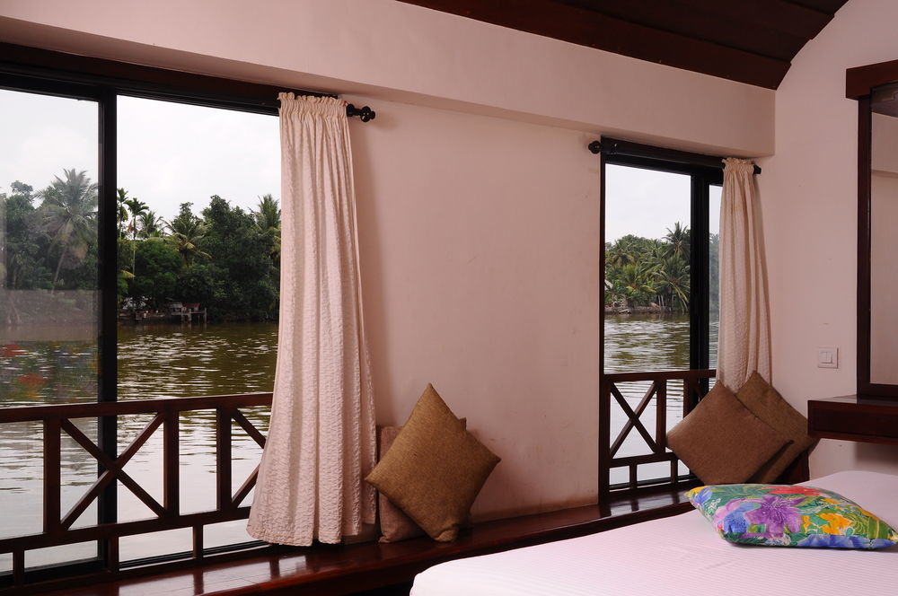 Xandari Riverscapes Alappuzha Экстерьер фото
